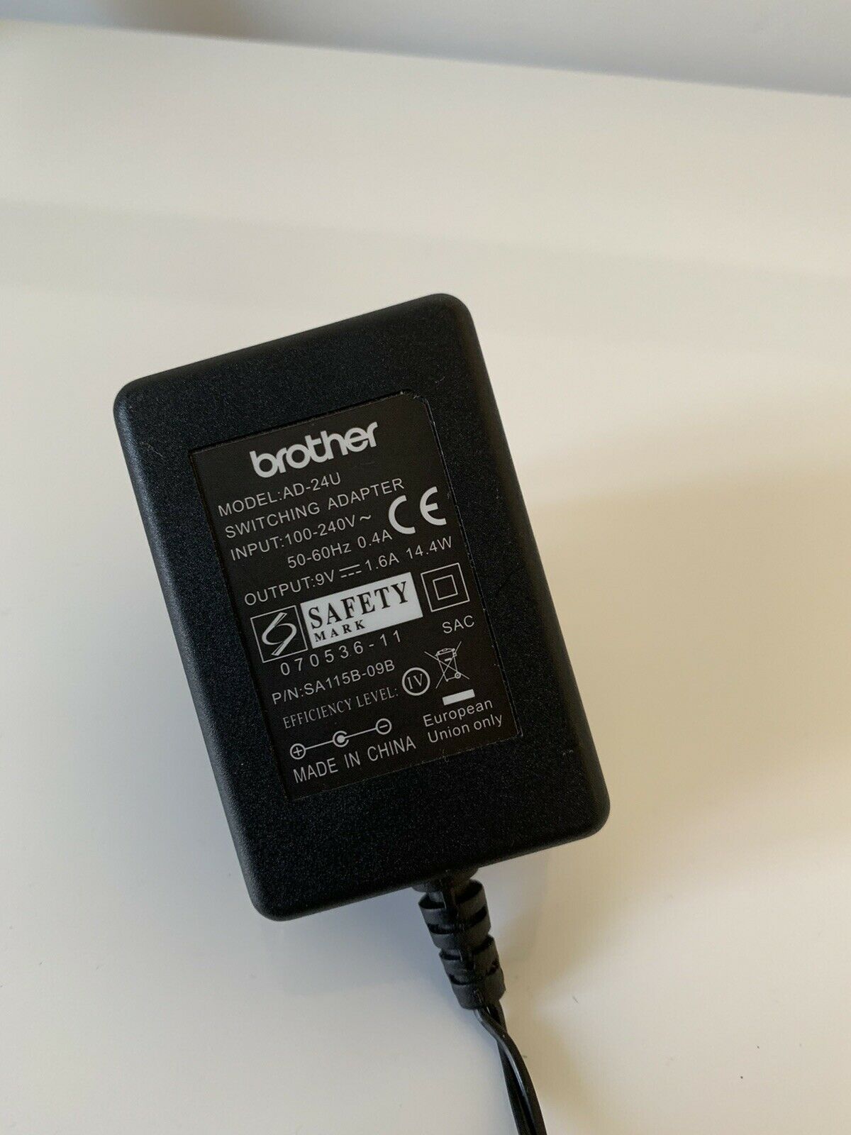 New Brother AD-24U POWER ADAPTER 9V 1.6A ac charger